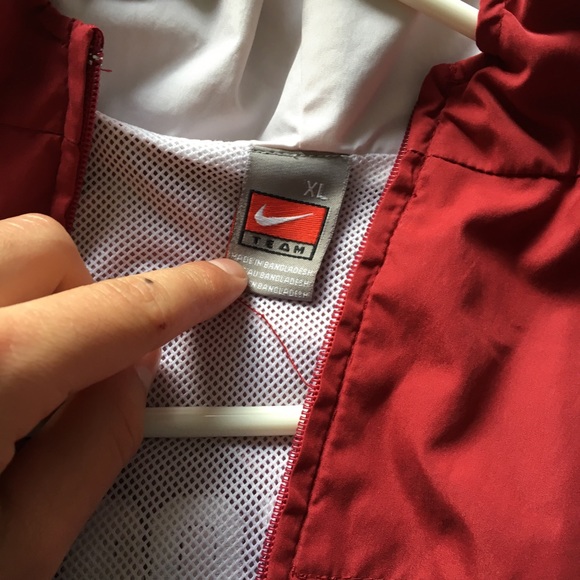OU Nike Windbreaker size medium fitting - Picture 6 of 6